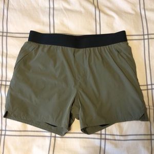 Ten thousand tactical short